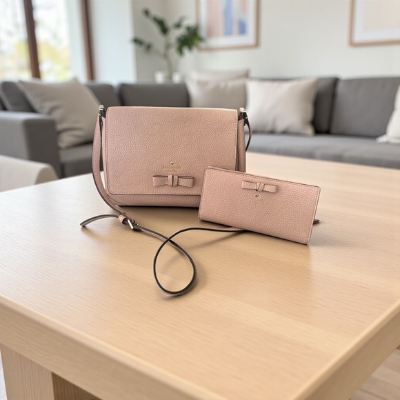 kate spade Handbags - Kate Spade New York Women's Avva Pershing Street - Crossbody GC
